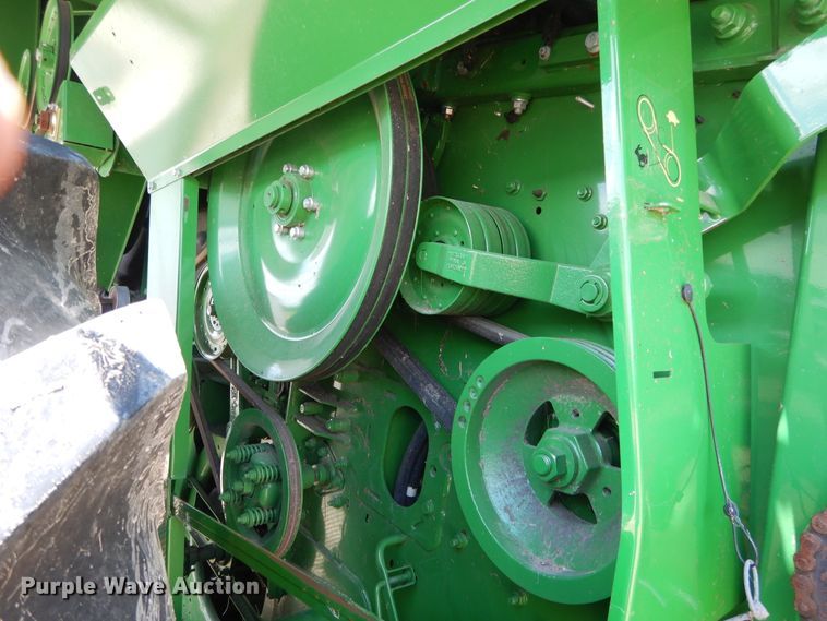 image for item DC0236 2015 John Deere S670 STS RWA combine