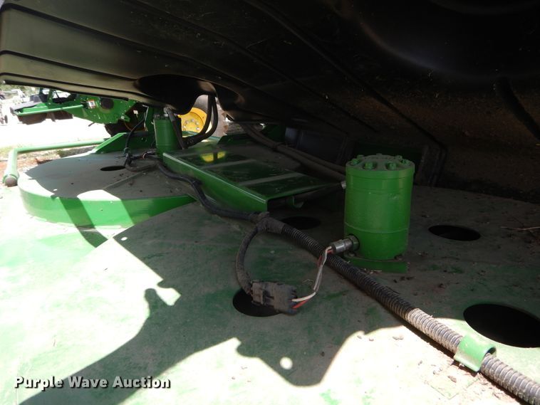 image for item DC0236 2015 John Deere S670 STS RWA combine