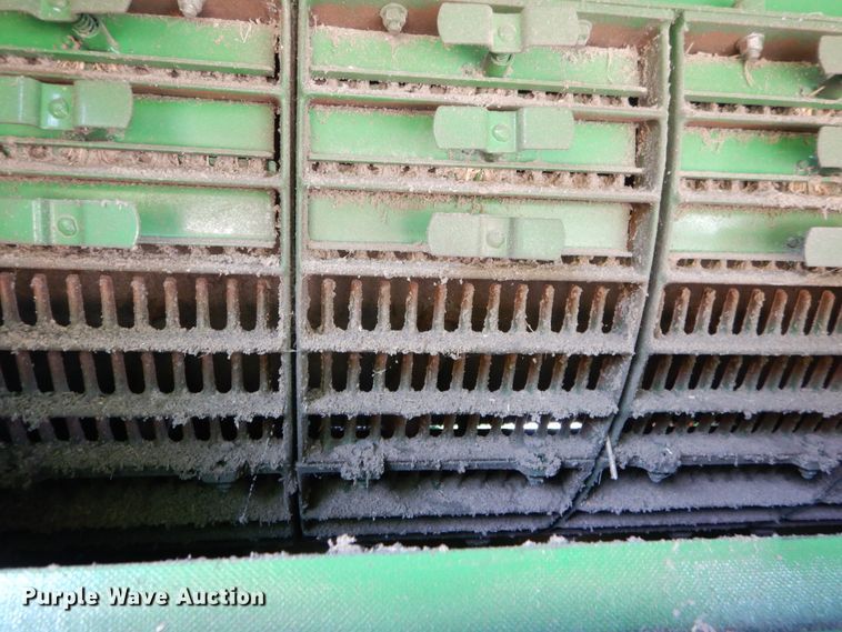 image for item DC0236 2015 John Deere S670 STS RWA combine