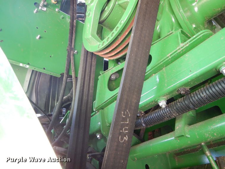 image for item DC0236 2015 John Deere S670 STS RWA combine