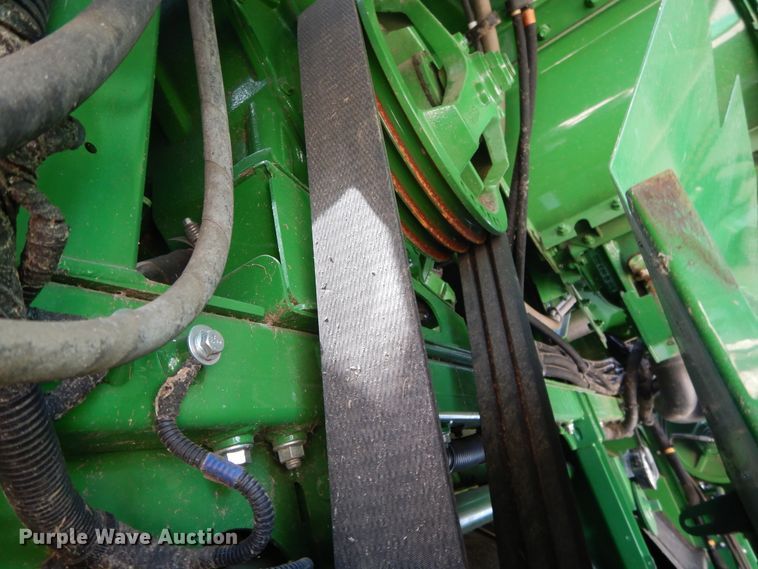 image for item DC0236 2015 John Deere S670 STS RWA combine