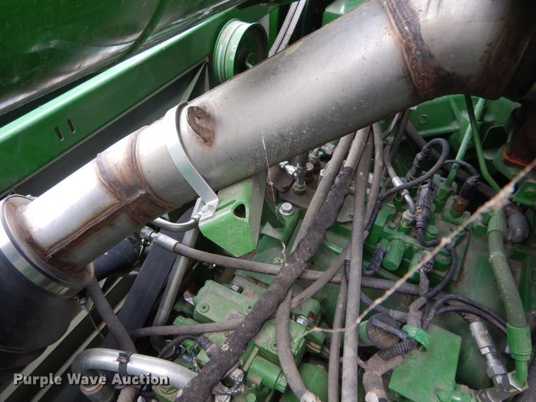 image for item DC0236 2015 John Deere S670 STS RWA combine