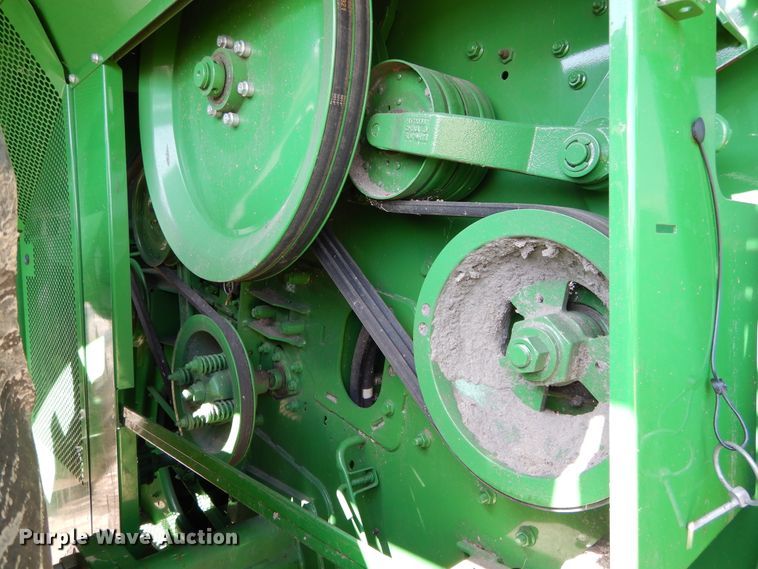 image for item DC0237 2015 John Deere S670 STS RWA combine