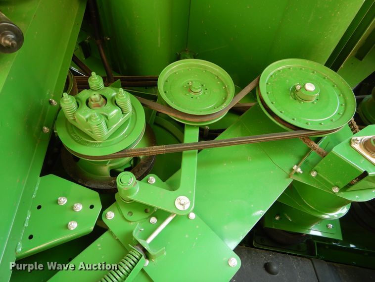 image for item DC0237 2015 John Deere S670 STS RWA combine