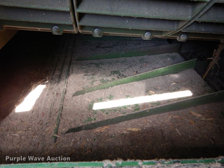 image for item DC0237 2015 John Deere S670 STS RWA combine