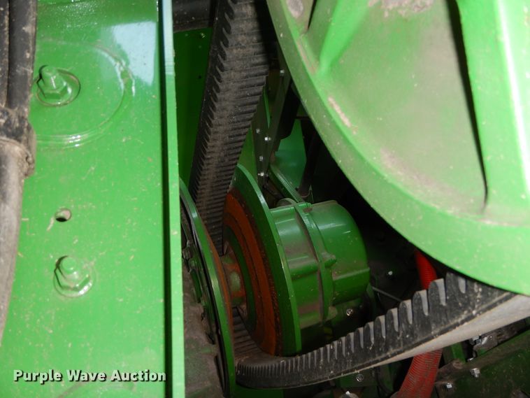 image for item DC0237 2015 John Deere S670 STS RWA combine