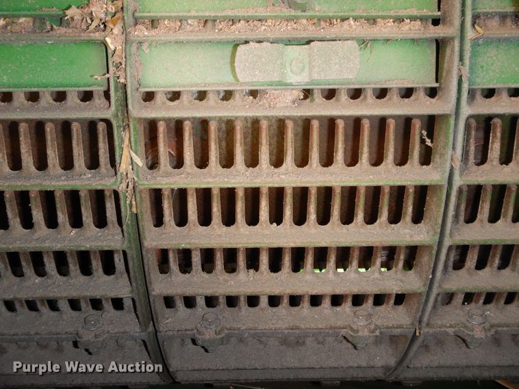 image for item DC0237 2015 John Deere S670 STS RWA combine