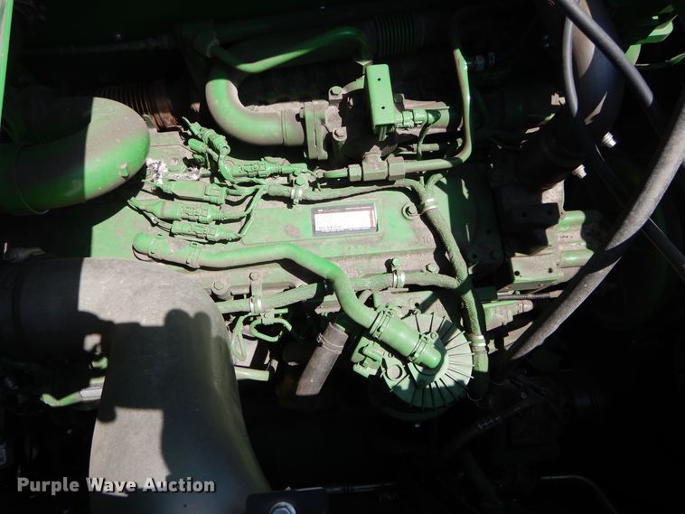 image for item DC0237 2015 John Deere S670 STS RWA combine