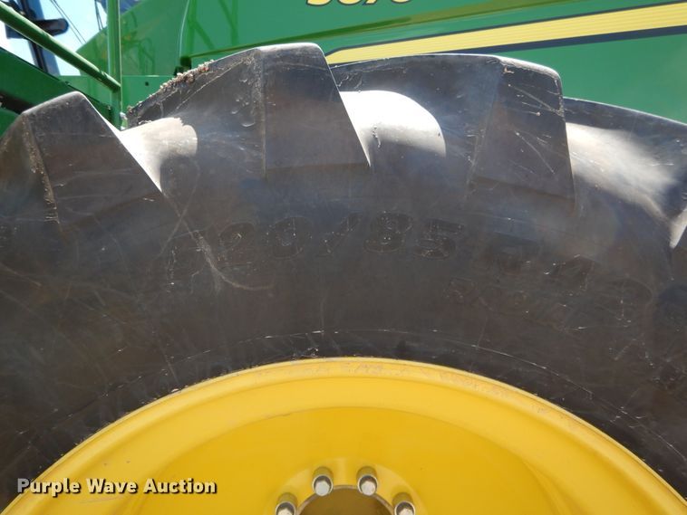 image for item DC0237 2015 John Deere S670 STS RWA combine