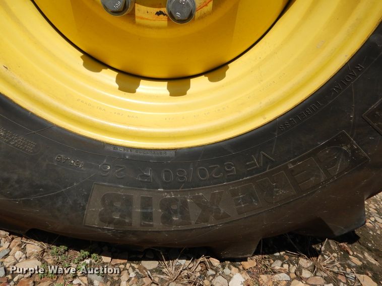 image for item DC0237 2015 John Deere S670 STS RWA combine