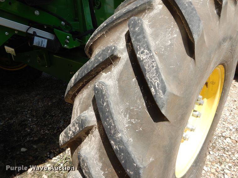 image for item DC0237 2015 John Deere S670 STS RWA combine