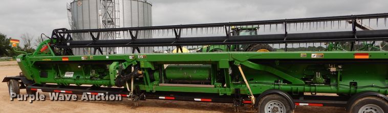 image for item DC0240 2015 John Deere 635FD flex draper head