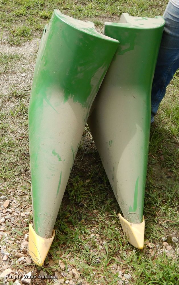 image for item DC0240 2015 John Deere 635FD flex draper head