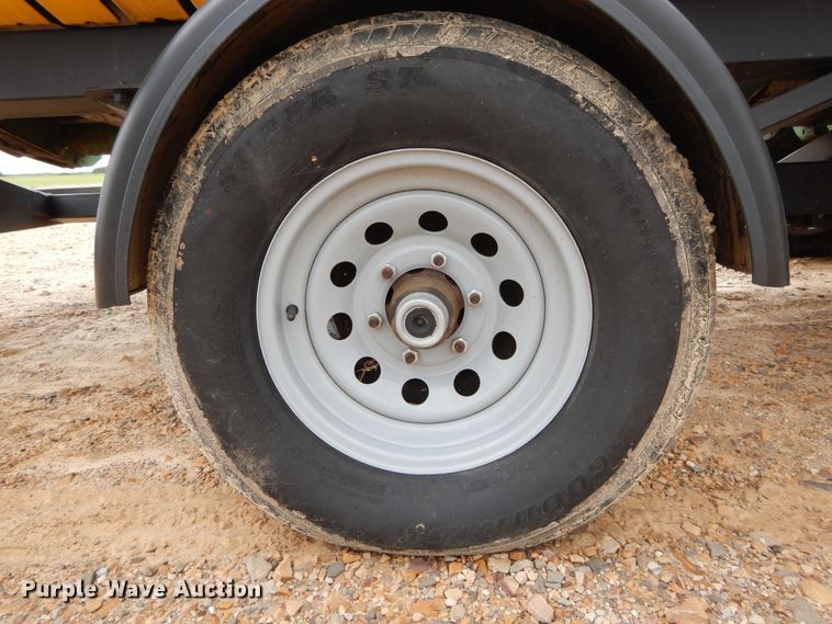 image for item DC0241 2013 Frontier HT1238 header trailer