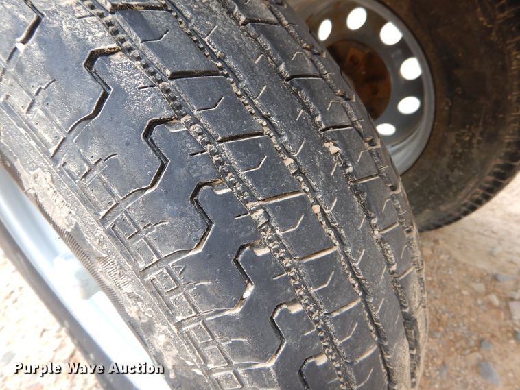 image for item DC0242 2011 Frontier HT1238 header trailer