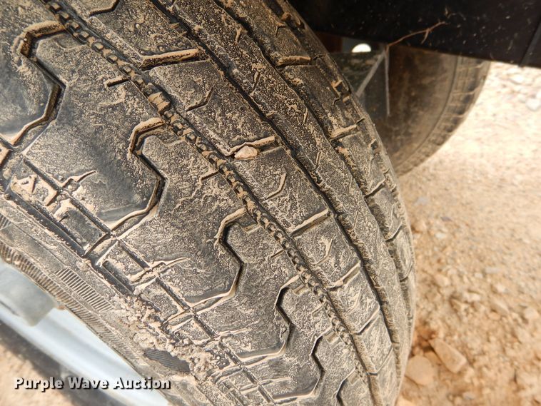 image for item DC0243 2011 Frontier HT1238 header trailer