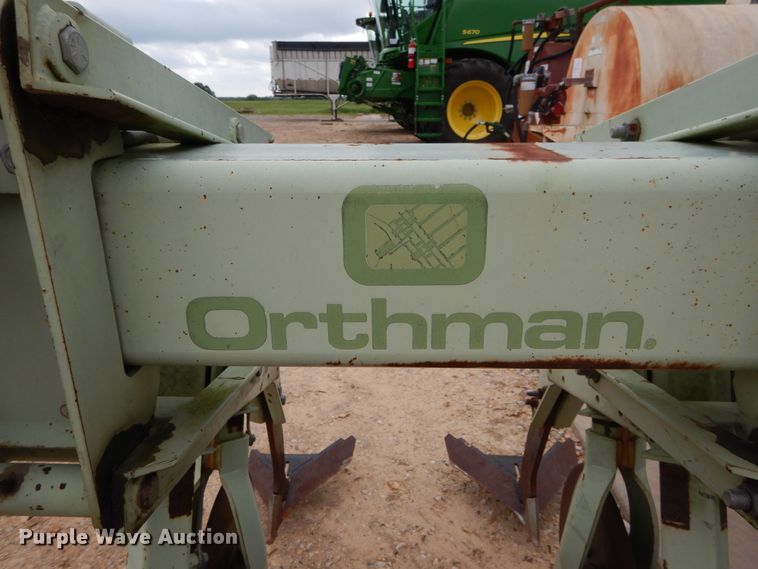 image for item DC0244 Orthman 9300 row crop cultivator