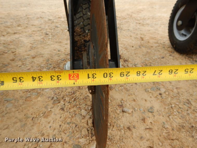 image for item DC0245 2014 Bigham Brothers S-9941-888 row crop cultivator