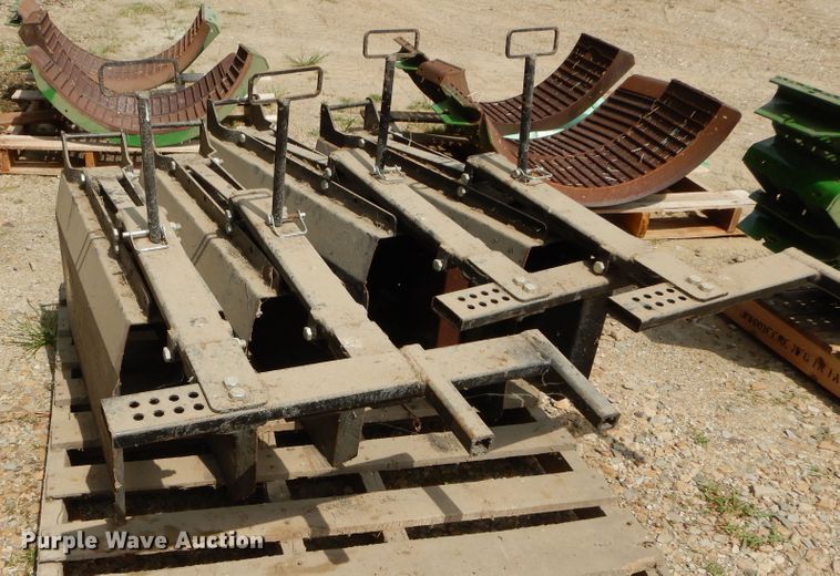 image for item DC0245 2014 Bigham Brothers S-9941-888 row crop cultivator