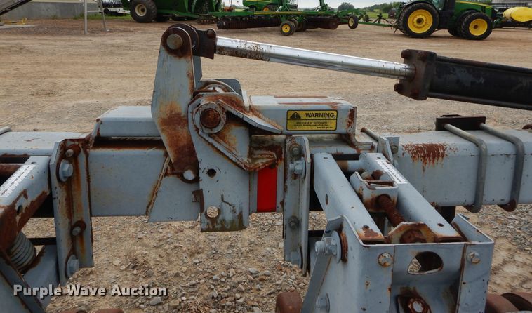 image for item DC0246 Hiniker 5000 row crop cultivator