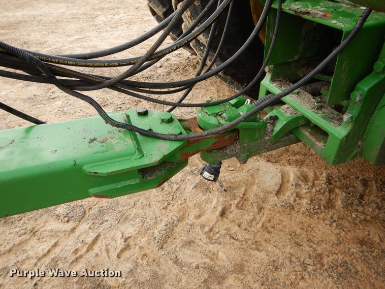 image for item DC0248 2013 John Deere 2623VT vertical tillage