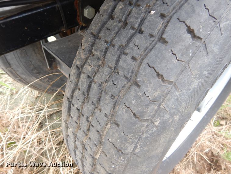 image for item DC0249 2011 Frontier HT1232 header trailer