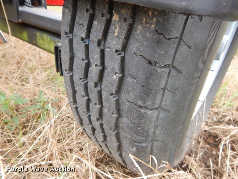 image for item DC0249 2011 Frontier HT1232 header trailer