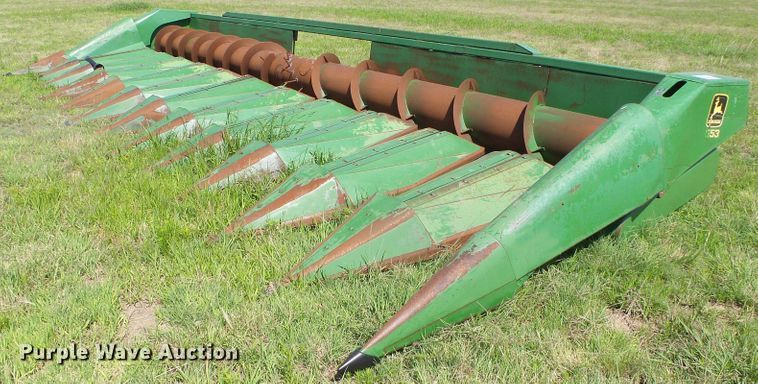 image for item DC5076 John Deere 653 all-crop head
