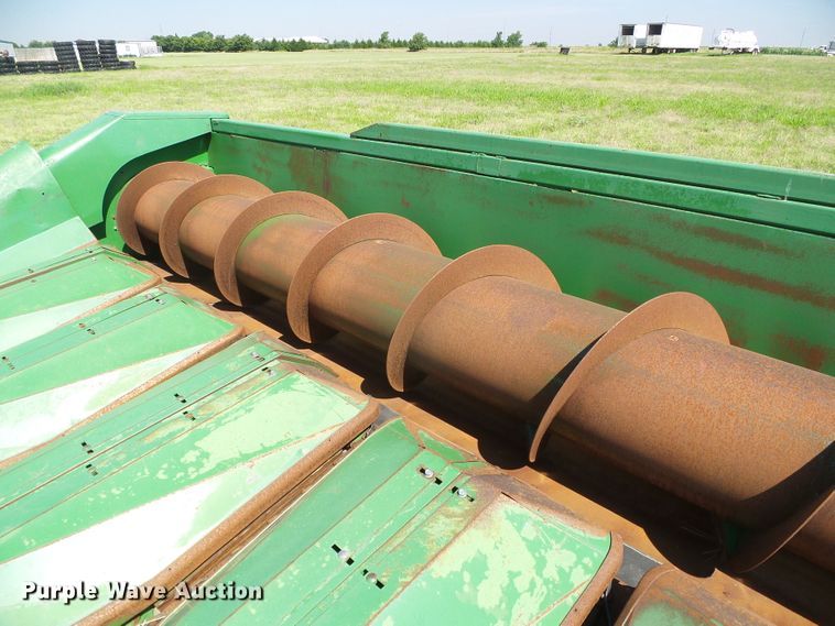 image for item DC5076 John Deere 653 all-crop head