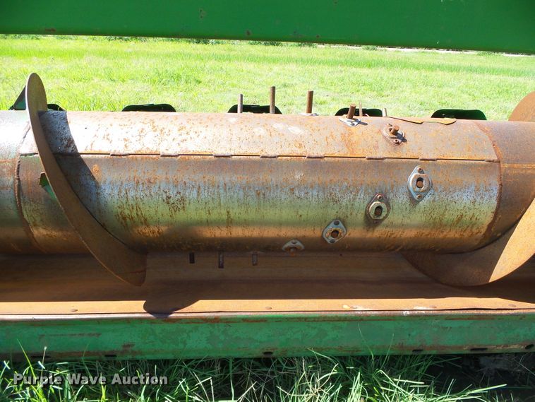 image for item DC5076 John Deere 653 all-crop head