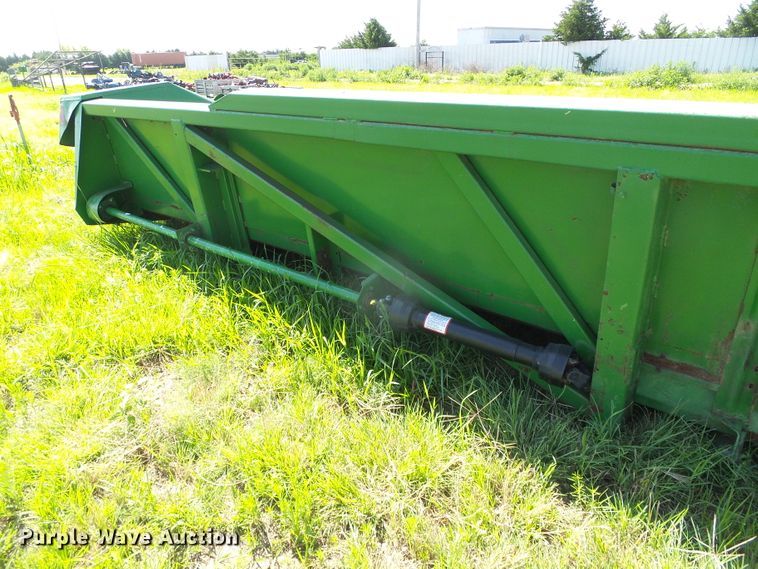 image for item DC5076 John Deere 653 all-crop head