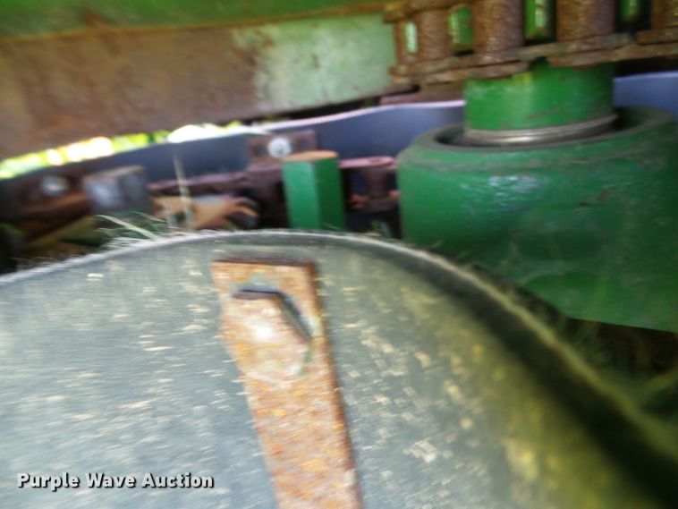 image for item DC5076 John Deere 653 all-crop head