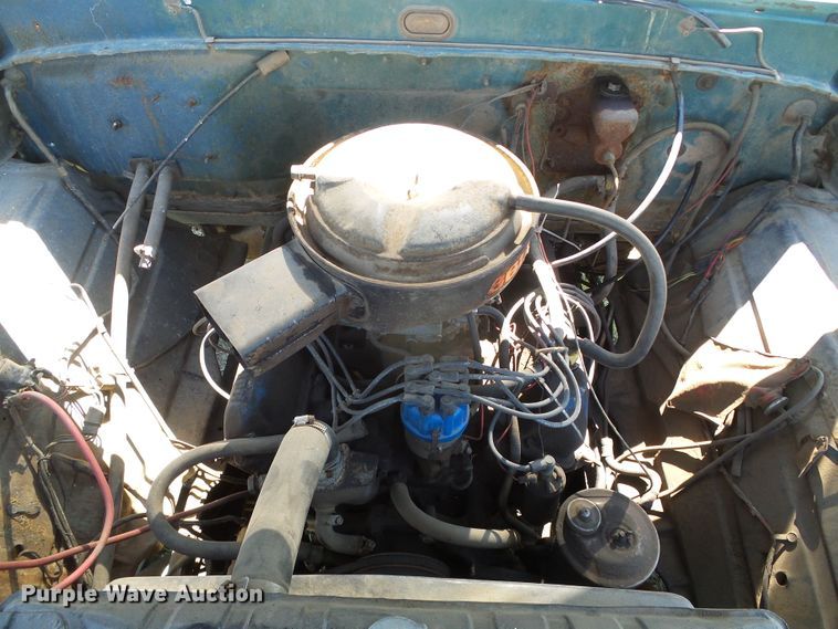 image for item DC5081 1973 Ford F700 grain truck