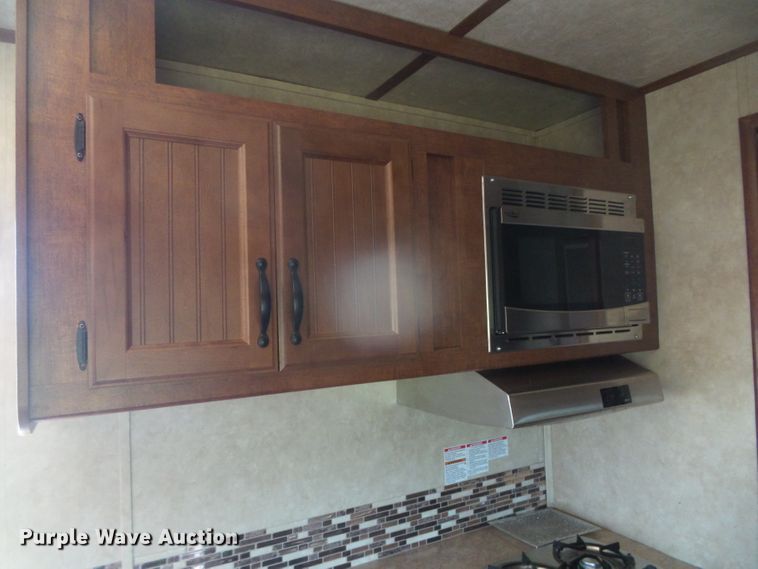 image for item DC5087 2017 Bison Coach horse trailer