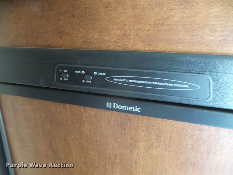 image for item DC5087 2017 Bison Coach horse trailer