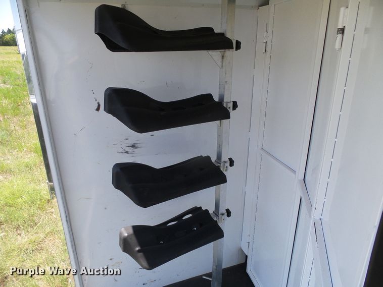 image for item DC5087 2017 Bison Coach horse trailer