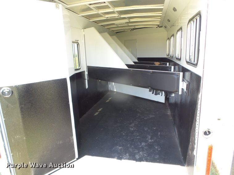 image for item DC5087 2017 Bison Coach horse trailer