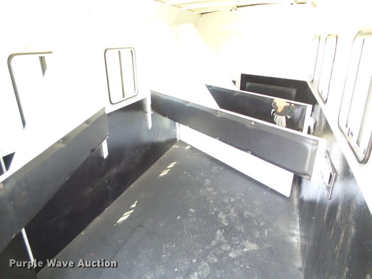 image for item DC5087 2017 Bison Coach horse trailer