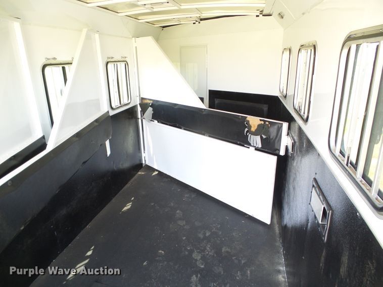 image for item DC5087 2017 Bison Coach horse trailer