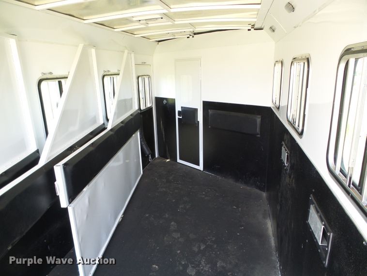 image for item DC5087 2017 Bison Coach horse trailer