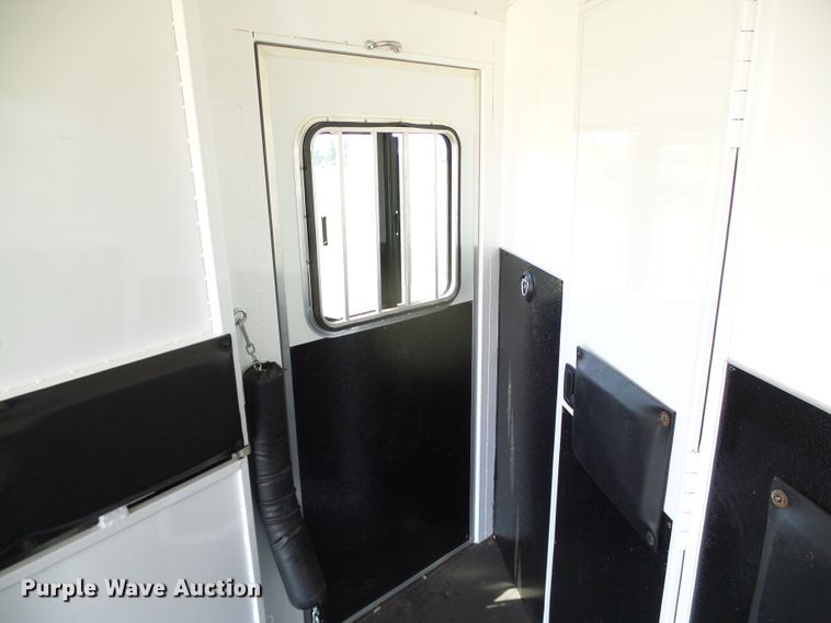 image for item DC5087 2017 Bison Coach horse trailer