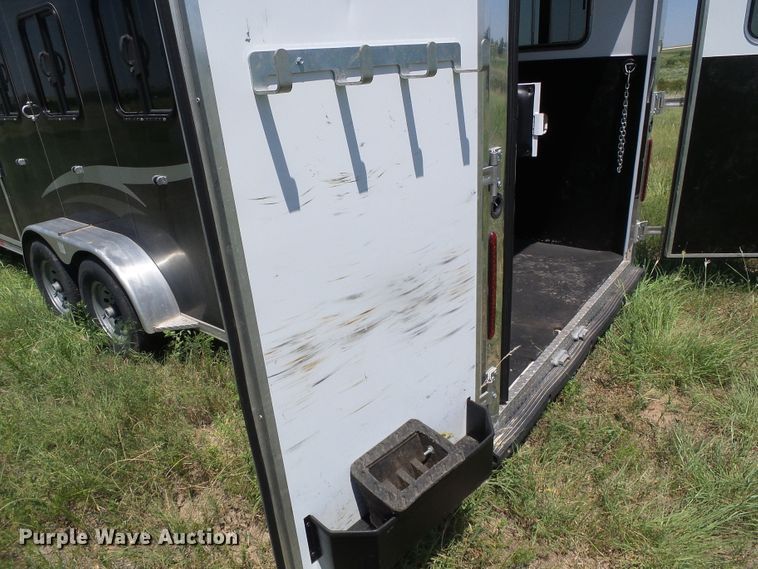 image for item DC5087 2017 Bison Coach horse trailer