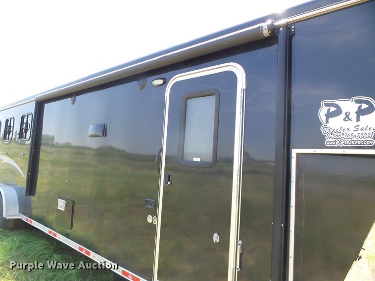image for item DC5087 2017 Bison Coach horse trailer