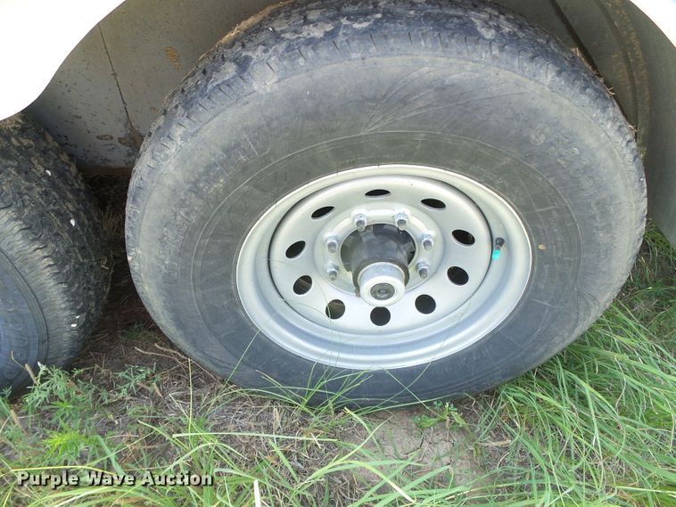 image for item DC5087 2017 Bison Coach horse trailer