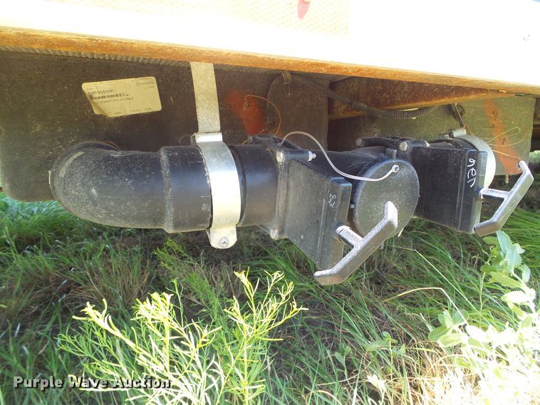 image for item DC5087 2017 Bison Coach horse trailer