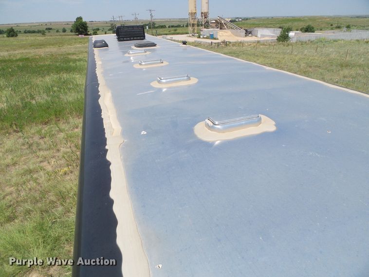 image for item DC5087 2017 Bison Coach horse trailer