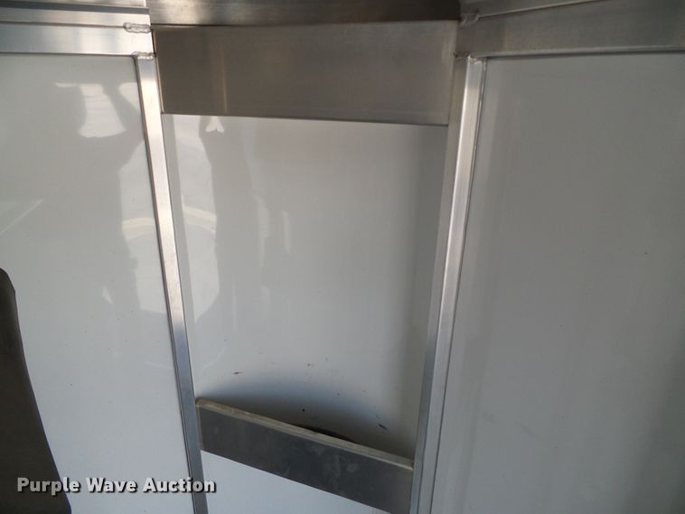 image for item DC5088 2017 CM CMH5042-13 livestock trailer