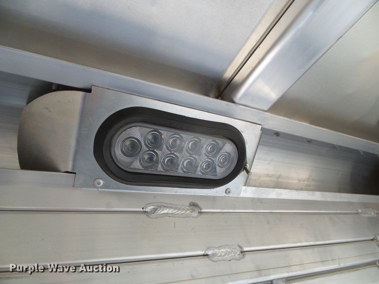 image for item DC5088 2017 CM CMH5042-13 livestock trailer