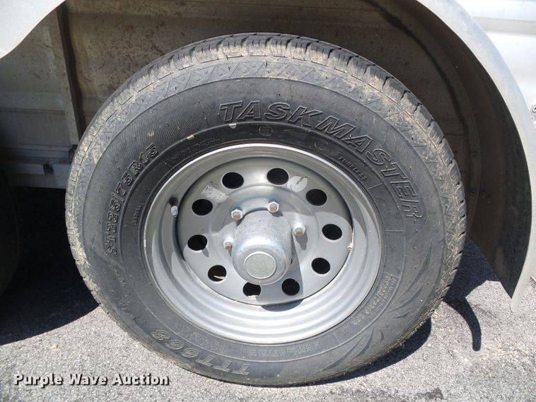 image for item DC5088 2017 CM CMH5042-13 livestock trailer