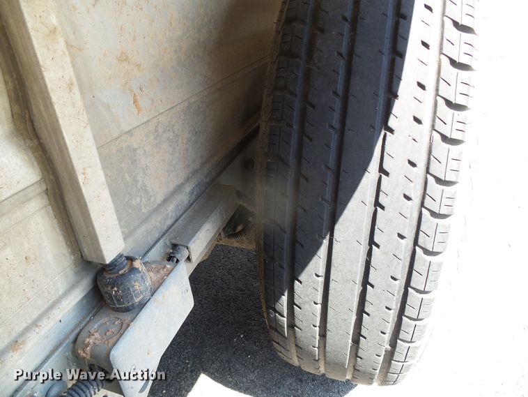 image for item DC5088 2017 CM CMH5042-13 livestock trailer